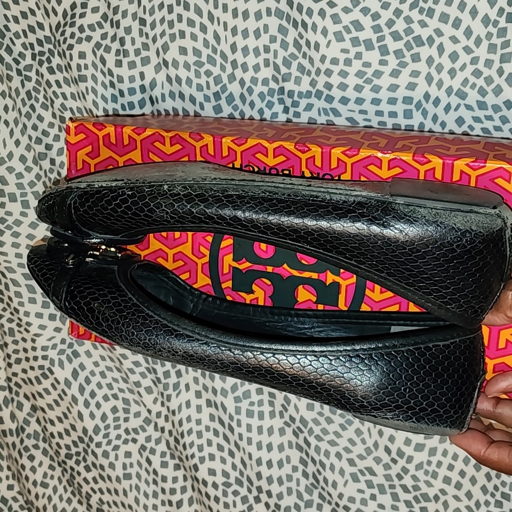 Tory Burch Aaden Snake Embossed Ballet Flat Leather - Picture 4 of 8